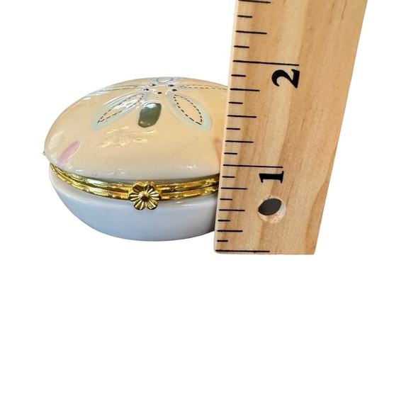 Vintage Agiftcorp Flower Trinket Box - Picture 13 of 14